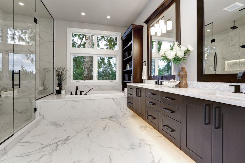 Luxurious Master Bath Suites